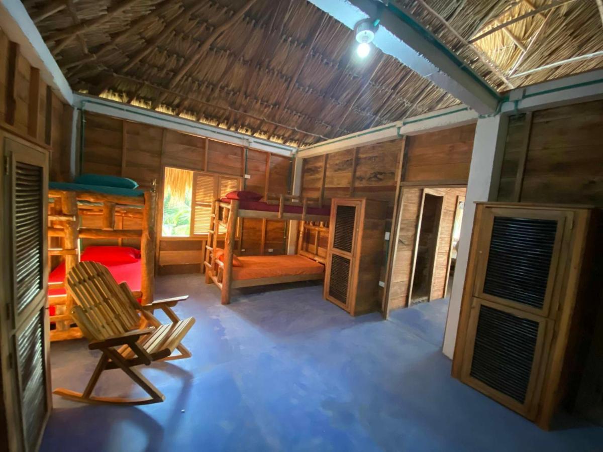 Rainbow Hostel サン・ベルナルド・デル・ビエント エクステリア 写真